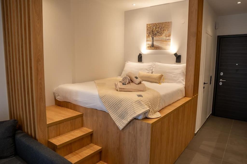 Thessalonian Suite I - 2 Steps From White Tower Thessaloniki Exterior photo